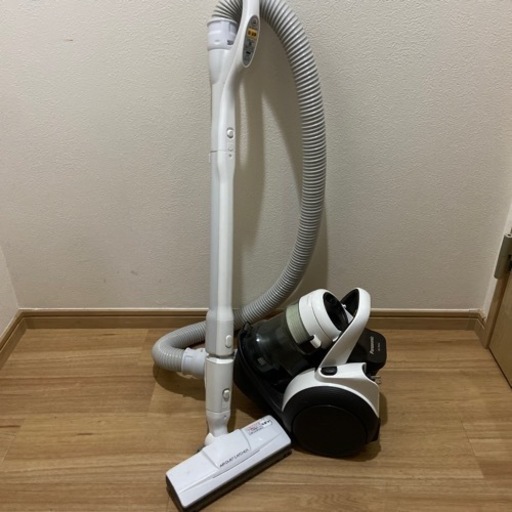 Panasonic 2017年製　電気掃除機