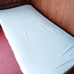 無料　低反発敷きパッド　シングルサイズ