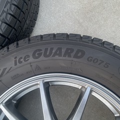 スタッドレスタイヤ  225/65R17 ヨコハマ アイスガードSUV G075