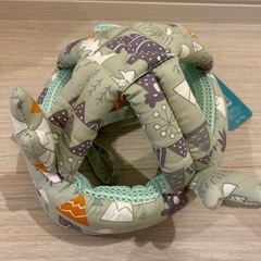 赤ちゃん 転倒防止ヘルメットの画像