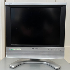 シャープ13インチテレビ＆【ジャンク】パナソニックVHSプレーヤー セットの画像