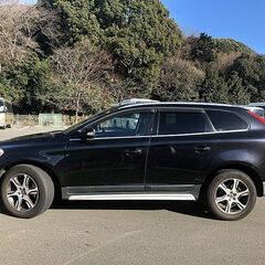 ★自社ローンOK★ボルボ XC60★分割応相談★3.0 T6 SE AWD★2011★走行11.8万★なんと検R5.10まで！★本革★サンルーフ★冬タイヤ付★4WD★ディーラー管理★安心の記録簿管理★車検取り立て★ユーザー買取車両の画像