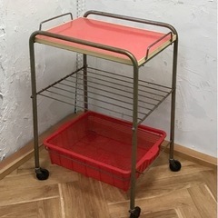 レトロなキッチンワゴン①