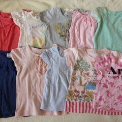 春夏　女子 80・90cm 上（半袖） １０枚　まとめて500円...