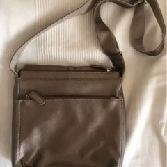 ゴールド　ショルダーバッグの画像