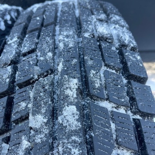 極上タイヤ　YOKOHAMA ジオランダー　185/85R16 LT スタッドレス  タイヤ　2016年製　4本セット