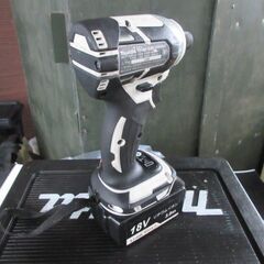 makita製18V 電動インパクトドライバー一式中古品 18Vバッテリーのおまけ付き！の画像
