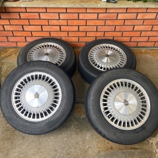 13クラウン純正ホイールタイヤセット