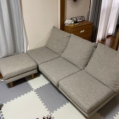ウニコのソファー