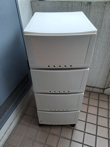 4段収納ケース