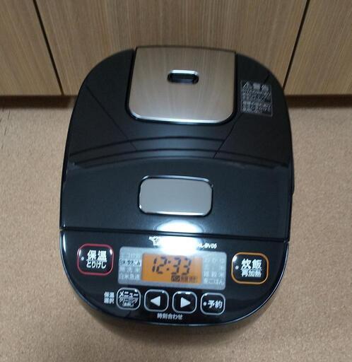 【売れました】マイコン炊飯器 ３合炊き ZOJIRUSHI 象印