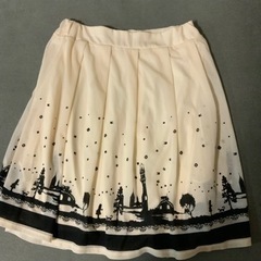 全日本婦人子供服工業組合連合会　ひざ丈スカート　サイズLの画像