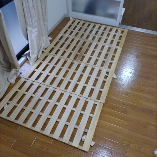 マットレスとすのこ