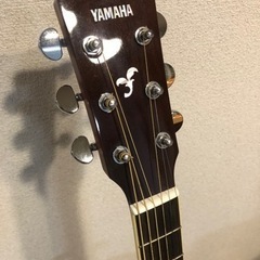【取引中】ヤマハ YAMAHA アコースティックギター FS SERIES FS820、カポタストshubb