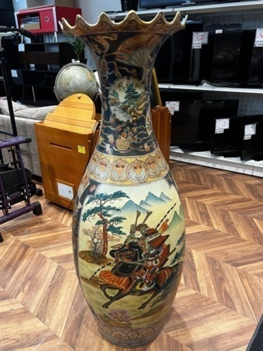 【リユースショップBYREUSE配達・設置OK】イラスト入り花瓶