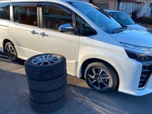 スタッドレスタイヤホイールセット195/65R15