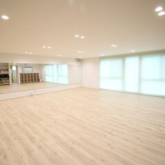 ヨガインストラクター募集　流山おおたかの森　スタジオcloverの画像