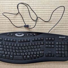 マイクロソフト キーボード Comfort Curve 2000...