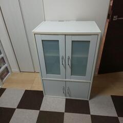 食器棚  （3000円→1000円)
