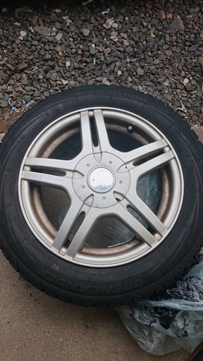 大幅値下げ！スタッドレスタイヤ185R/6584H新品同様4本セット
