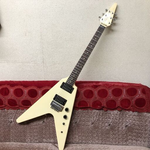 希少！ スキャロップド指板◆フェルナンデス BSV◆フライングV◆エレキギター◆こちらまで取りに来て頂ける方♪