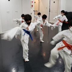 三宿空手を始めるなら是非実践空手道　佐々木道場　駒沢支部空手道場へお越し下さい。の画像