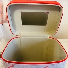 ディズニー　ミッキー＆ミニー　化粧バッグの画像