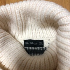 ZARA ニット セーターの画像