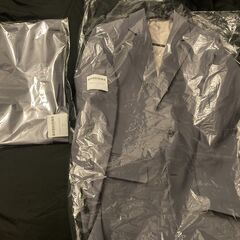 『新品』　韓国のセットアップスーツ（チャコル色）の画像