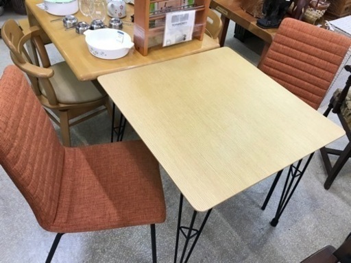 ニトリ　2掛けダイニング　3点セット　正方形　ナチュラルブラウン