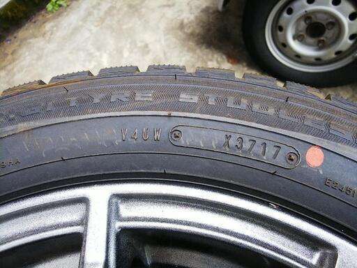 2017年製 バリ山 スタッドレス ダンロップ 165 70 14 5.5J 4H 100