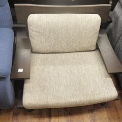 ニトリの1人掛けソファ(ダークブラウン)のご紹介！【トレファク入...