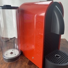 ネスプレッソ コーヒーマシーン