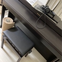 電子ピアノ　ローランド【HP603A-CRS】(引き渡し決定)