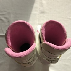 スキー靴　女性用の画像