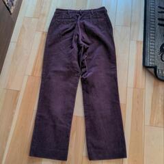 コーデュロイパンツの画像