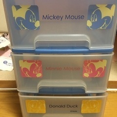 ［お譲り決まりました］ディズニー ミッキー プラスチック収納 三段