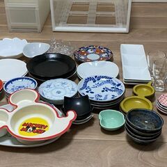 ブランド皿セットの画像