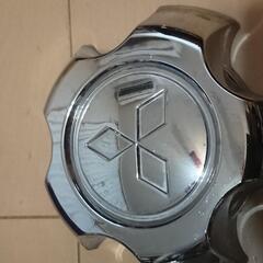 パジェロミニ センターホイールキャップ １台分 四個 メッキ 使用に伴う汚れ有り の画像