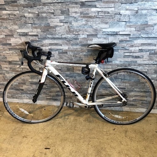 【商談中】ロードバイク　FUJI roubaix 2.0