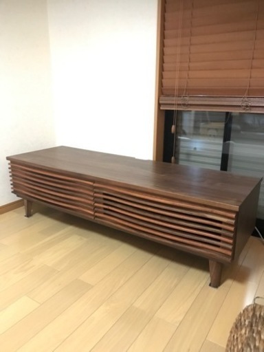 ウォールナット　テレビボード 145  テレビ台　天然木使用　ルーバーデザイン