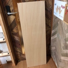 木の板　化粧板の画像