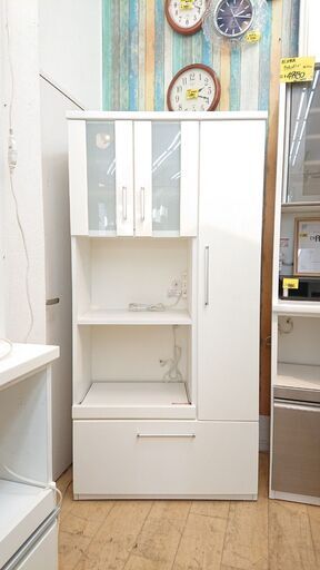 キッチンボード レンジボード 食器棚 ホワイト 鏡面 コンセント3個 耐震扉付き 棚板可動式■横幅88cm×奥行40cm×高さ181cm■近隣配送無料 買取帝国 朝霞店