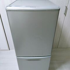 冷凍冷蔵庫　Panasonic NR-B143W-S