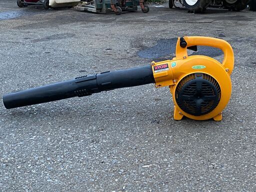現物確認歓迎 初期不良対応します 整備済 かけやすい リョービ 25.4cc エンジンブロワ EBLK-2600 最大風速 59.1 m/s 平均風量 9.1m3/min