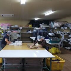 決まり次第、終了！ホテルユニフォームのICチップ読み取り作業スタッフ/高級ホテル内でのちょっとしたお仕事！の画像