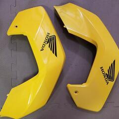 売れました。HONDA グロム JC61前期タンク サイドカウル...