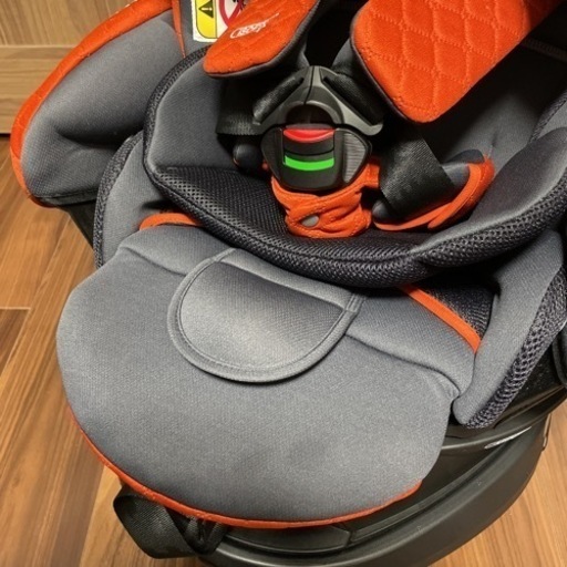 アップリカ チャイルドシート フラディアグロウ premium
