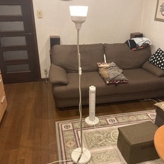 【無料】　ライトスタンド　LED電球付き