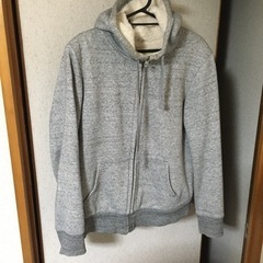 ユニクロ　パーカーLサイズ　男女兼用の画像